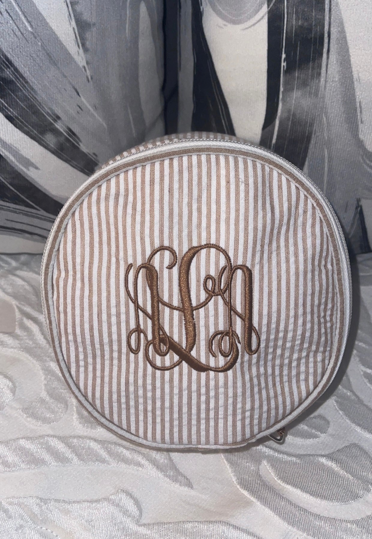 Seersucker Jewelry Rounds